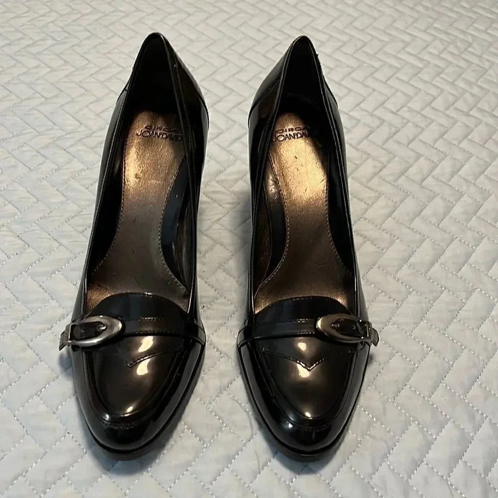 Circa Joan & David pumps. Size 7 1/2